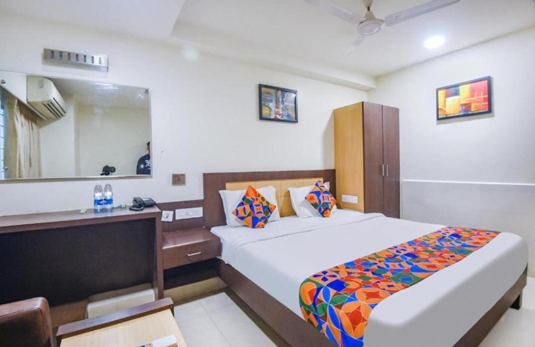 Hotel Leela Grand Inn Vijayawada Ngoại thất bức ảnh