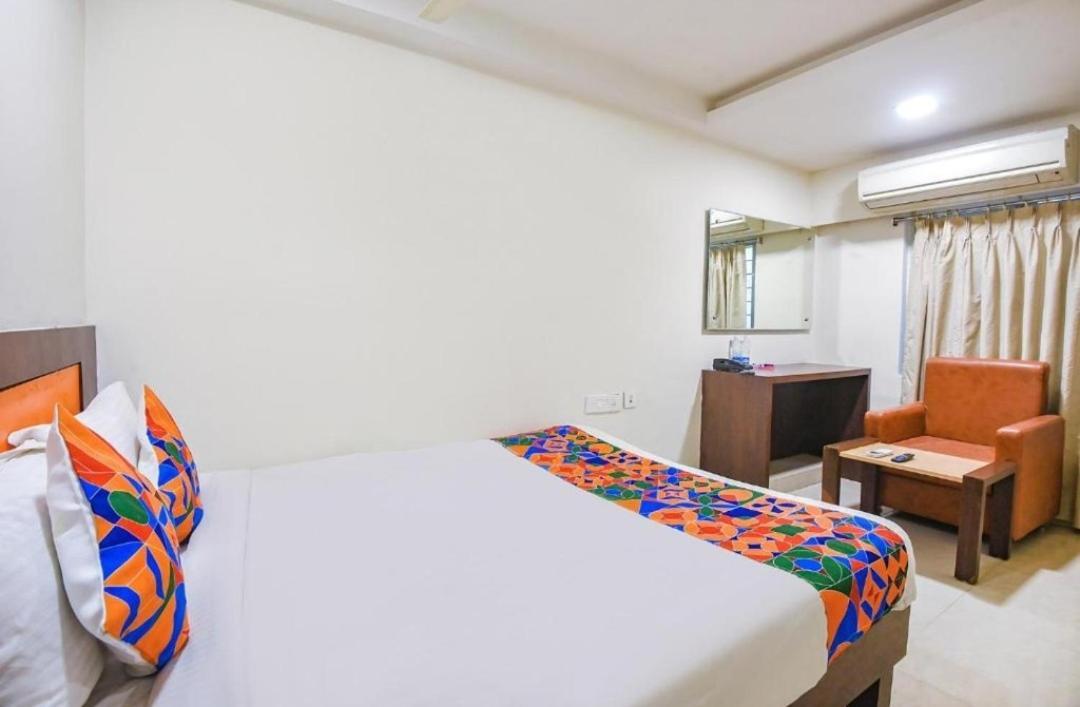 Hotel Leela Grand Inn Vijayawada Ngoại thất bức ảnh