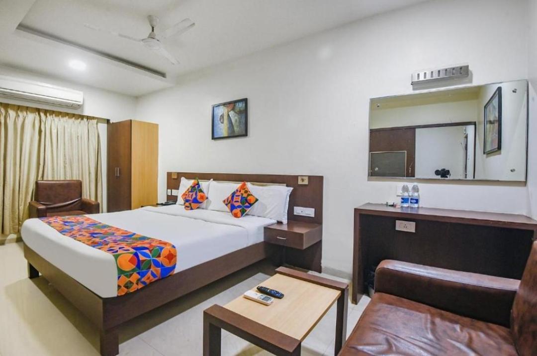 Hotel Leela Grand Inn Vijayawada Ngoại thất bức ảnh