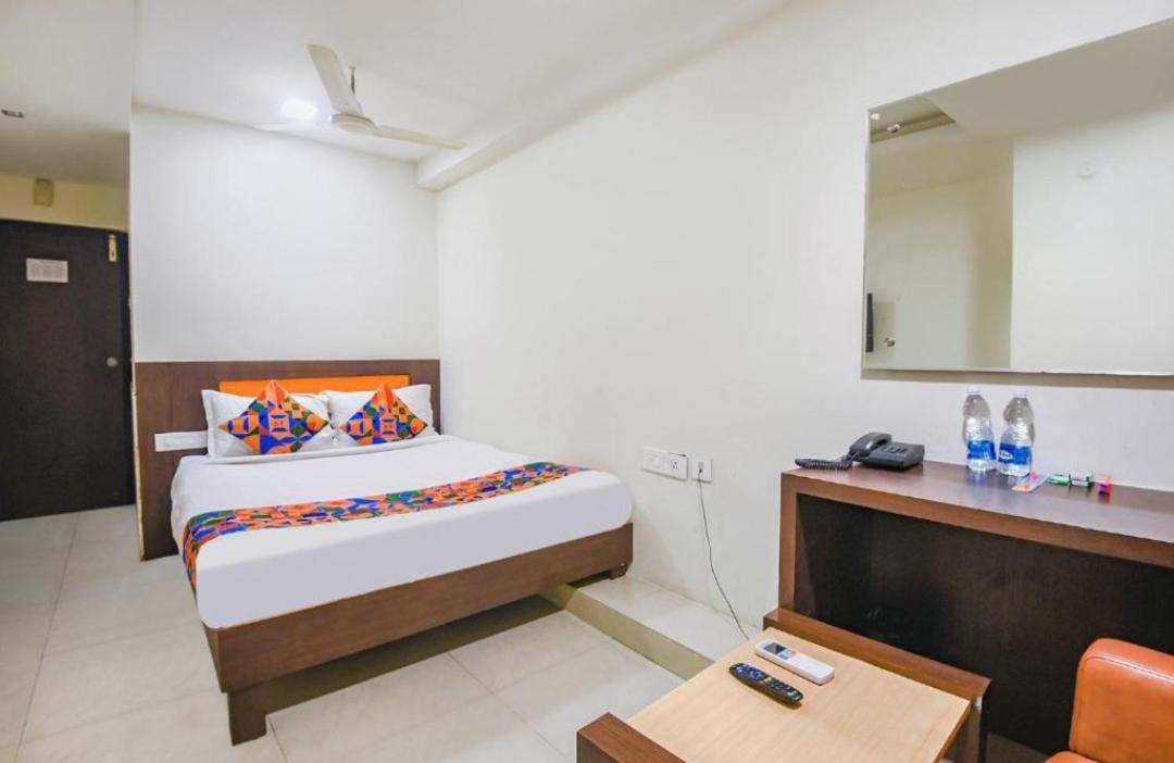 Hotel Leela Grand Inn Vijayawada Ngoại thất bức ảnh